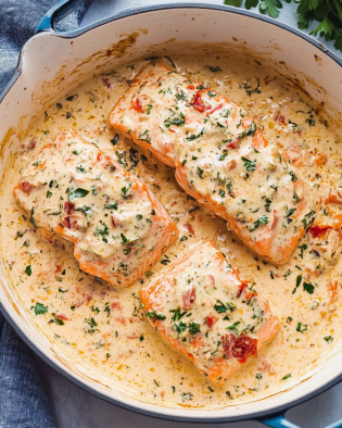 Creamy Garlic Salmon is a must-try recipe today!