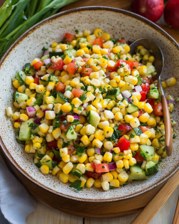Sweet Corn Salad: A Refreshing and Easy Recipe!