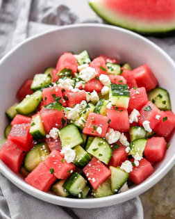 Watermelon Cucumber Feta Salad: A Refreshing Delight!