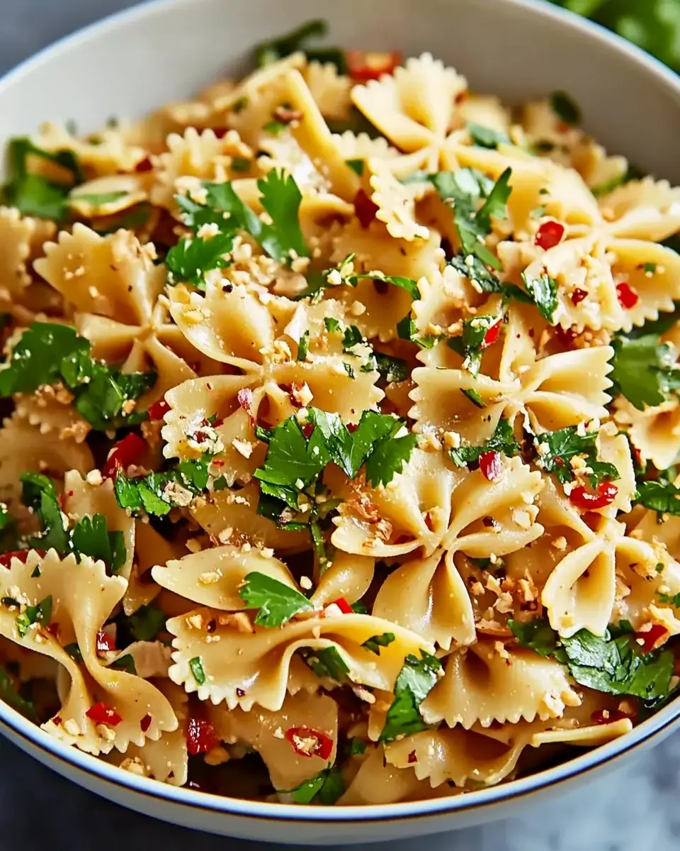 Spicy Thai Pasta Salad: Discover the Flavor Explosion!