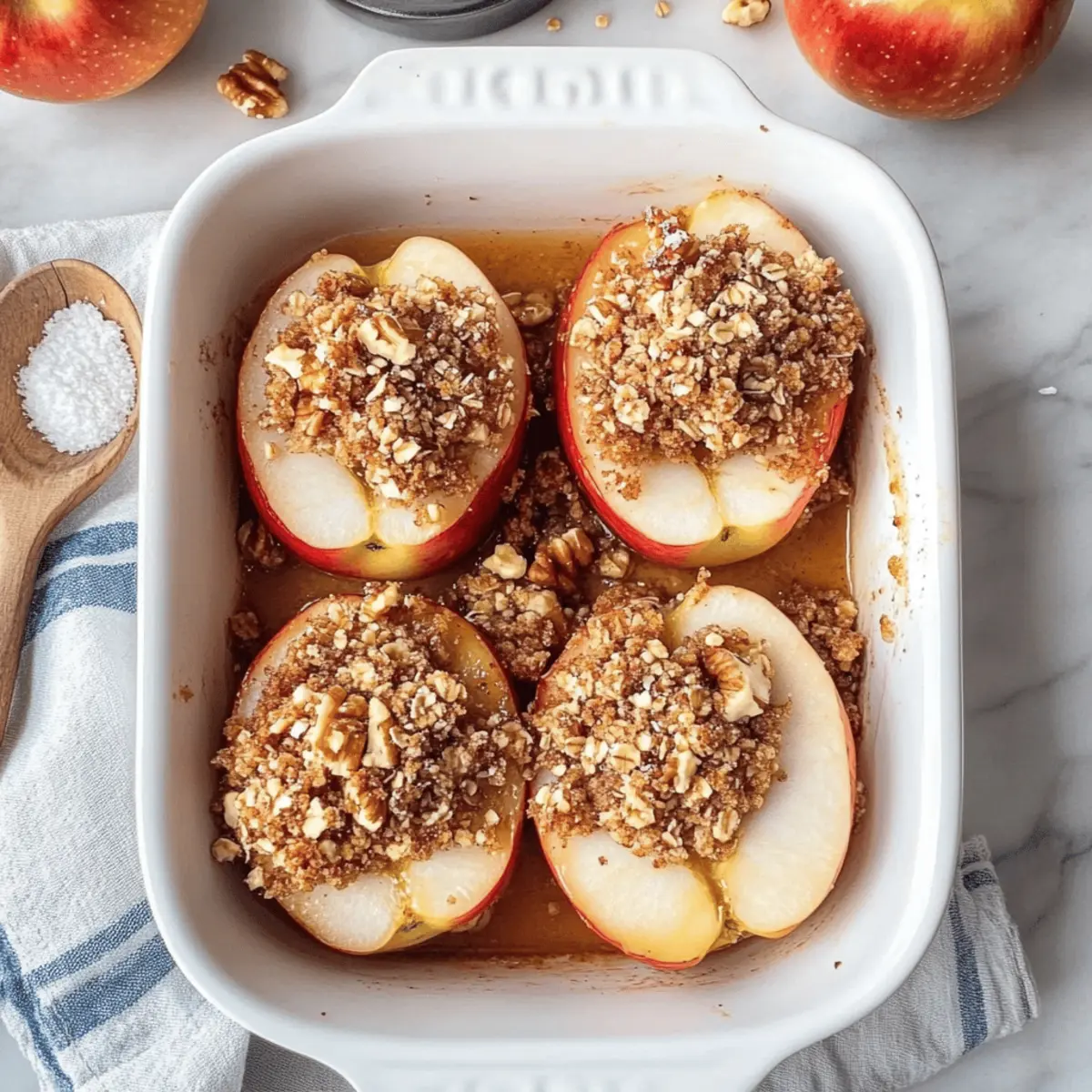 Delicious Baked Apples with Crunchy Topping for Fall Bliss
