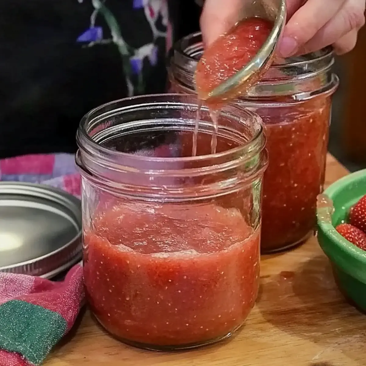 Homemade Low-Sugar Strawberry Rhubarb Jam for Summer Bliss